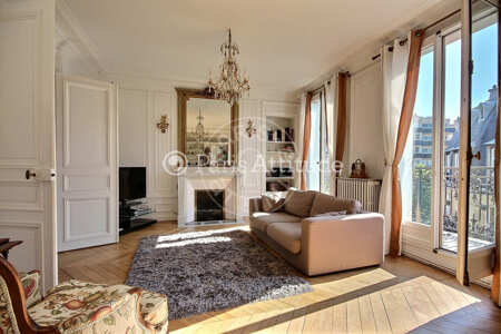 Living room Furnished apartment - 108m²  - 3 bedrooms - Auteuil - Paris