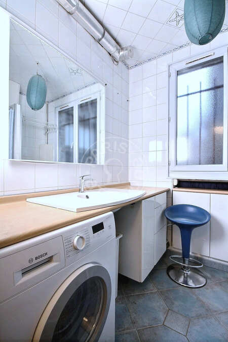 Salle de bain Studio alcove meublé - 37m²  - Canal Saint-Martin - Paris