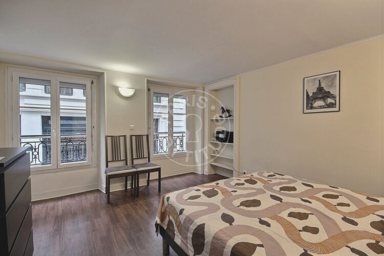 Living room - Furnished 1 bedroom - Paris 75002 - 6697