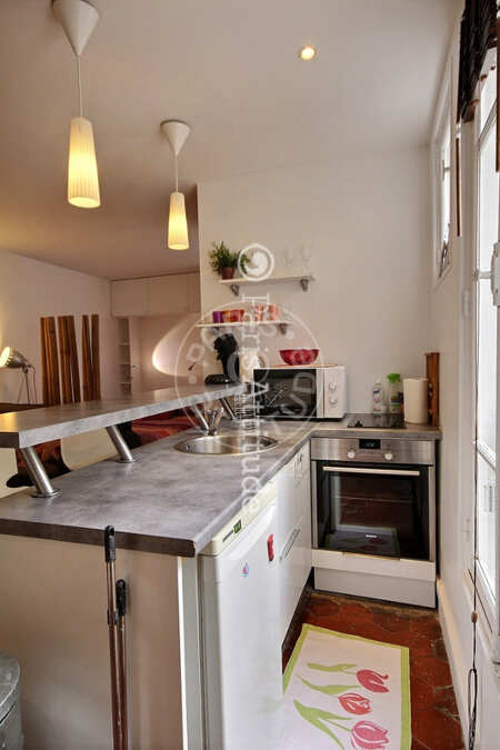 Kitchen Furnished studio alcove - 31m²  - Montmartre / Place des Abbesses - Paris