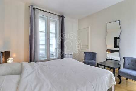 Bedroom Furnished apartment - 42m²  - 1 bedroom - Champs-Elysées - Paris