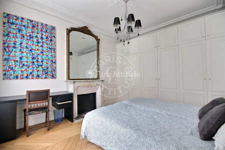 Chambre Appartement meublé - 67m²  - 2 chambres - Saint-Lazare - Paris