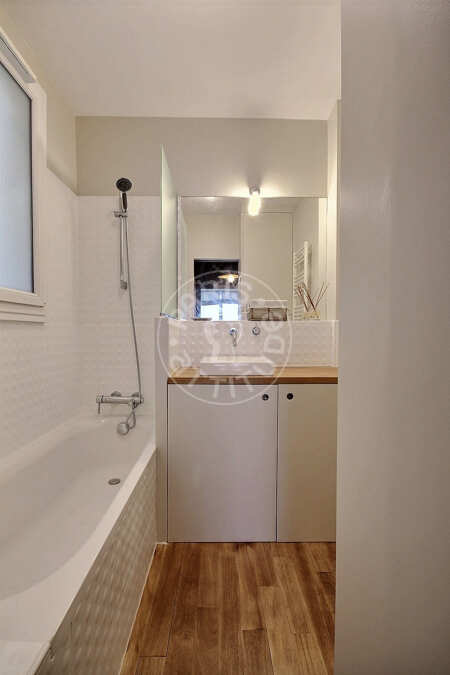 Baño Piso amueblado - 50m²  - 1 dormitorio - Invalides - París