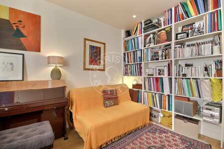 Living room Furnished studio - 15m²  - Canal Saint-Martin - Paris