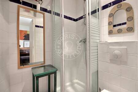 Bathroom Furnished studio - 15m²  - Canal Saint-Martin - Paris