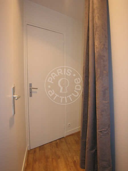 Entrance Furnished apartment - 26m²  - 1 bedroom - République - Paris