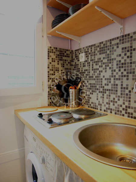 Kitchen Furnished apartment - 26m²  - 1 bedroom - République - Paris