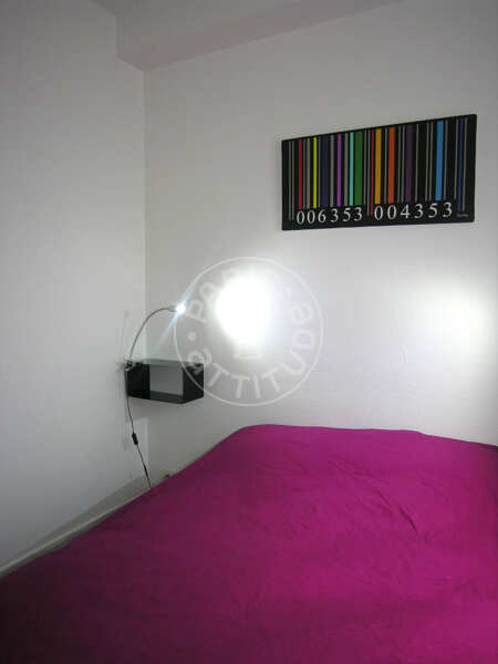 Bedroom Furnished apartment - 26m²  - 1 bedroom - République - Paris