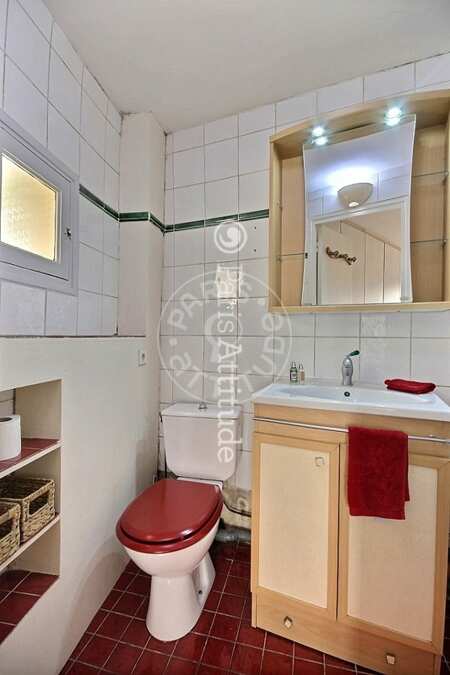 Salle de bain Appartement meublé - 40m²  - 1 chambre - Saint-Paul - Paris