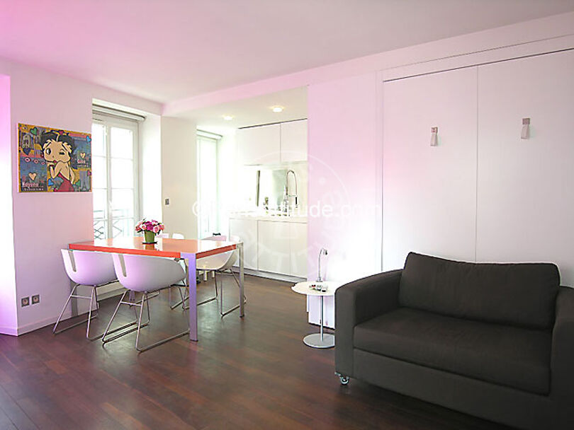 Quitinete mobiliado - Paris 75003 - 7217