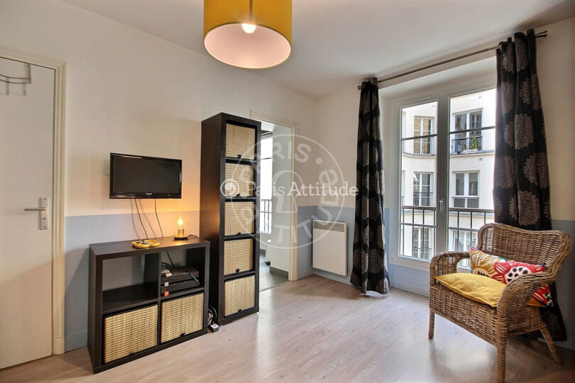 Quitinete mobiliado - Paris 75011 - 7231