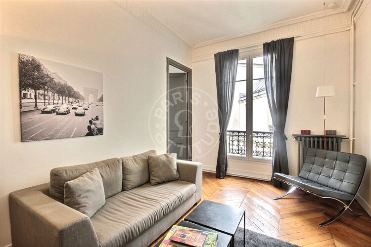 Salotto - 1 locale arredato - Parigi 75008 - 7351