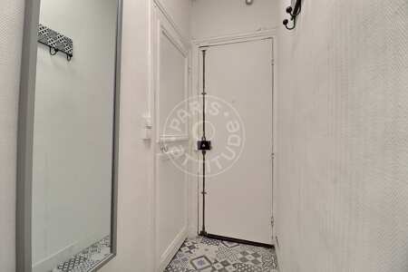 Entrée Appartement meublé - 44m²  - 1 chambre - Wagram - Paris
