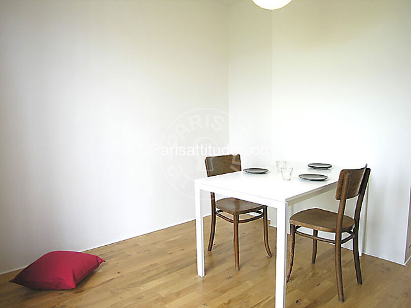 Quitinete mobiliado - Paris 75011 - 7415