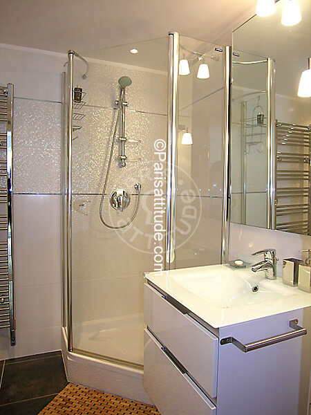 Casa de banho Apartamento mobilado - 35m²  - 1 quarto - Maison de la Radio - Paris