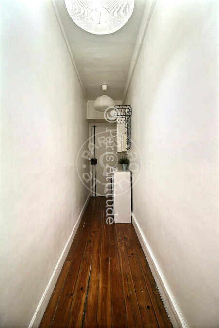 Entrance Furnished apartment - 27m²  - 1 bedroom - Marx Dormoy - Paris