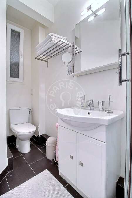 Bathroom Furnished studio - 27m²  - Porte de Vanves - Paris