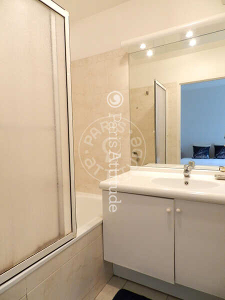 Casa de banho Apartamento mobilado - 48m²  - 1 quarto - République - Paris