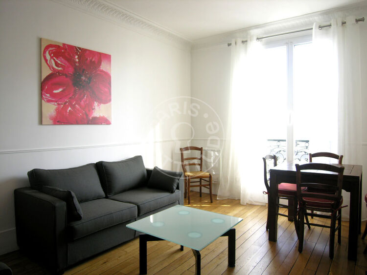Living room - Furnished 2 bedrooms - Paris 75015 - 7521
