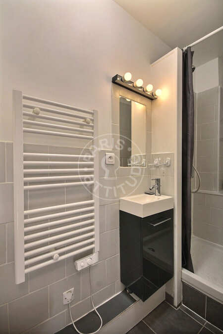 Casa de banho Apartamento mobilado - 28m²  - 1 quarto - Bercy - Paris