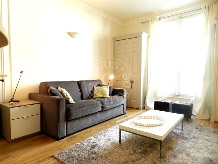 Salon - Studio meublé - Paris 75017 - 7591