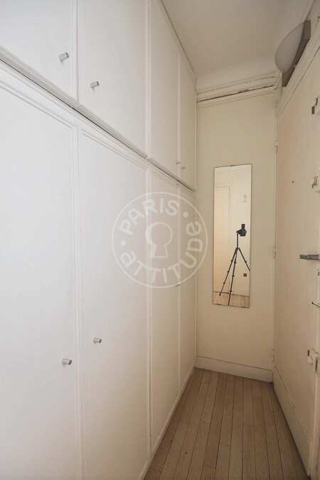 Eingangsbereich Möblierte studio - 26m²  - Batignolles - Paris