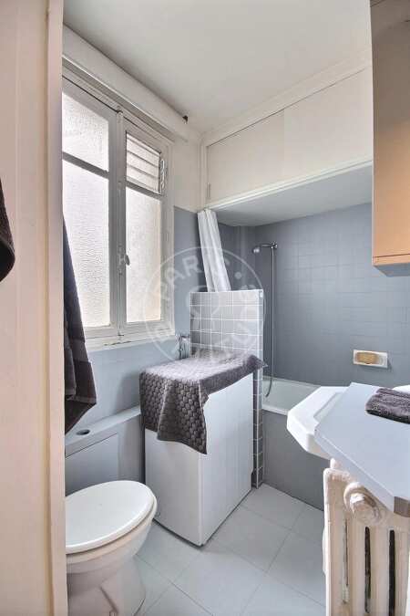 Badezimmer Möblierte studio - 26m²  - Batignolles - Paris