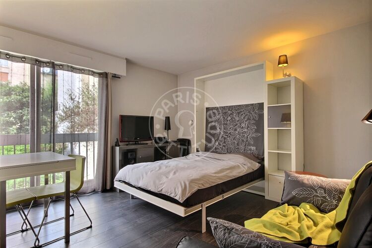 Salon - Studio meublé - Paris 75010 - 7789