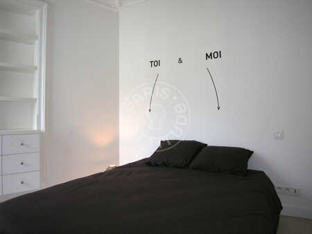 Camera da letto Appartamento arredato - 54m²  - 1 locale - Moulin Rouge / Pigalle - Parigi