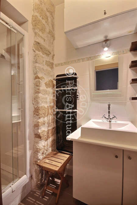 Casa de banho Apartamento mobilado - 21m²  - 1 quarto - Montorgueil - Paris