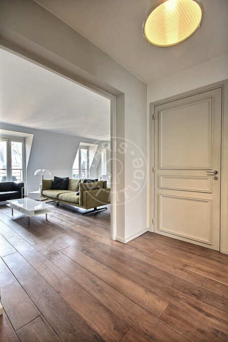Entrada Piso amueblado - 82m²  - 2 dormitorios - Pereire - París