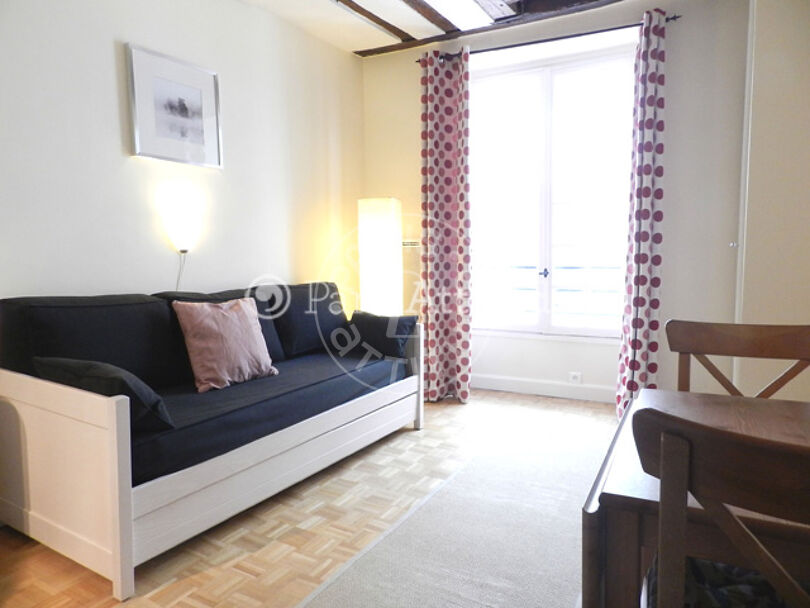 Quitinete mobiliado - Paris 75004 - 7895