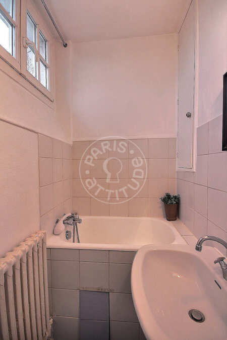Casa de banho Apartamento mobilado - 32m²  - 1 quarto - Montmartre / Place des Abbesses - Paris