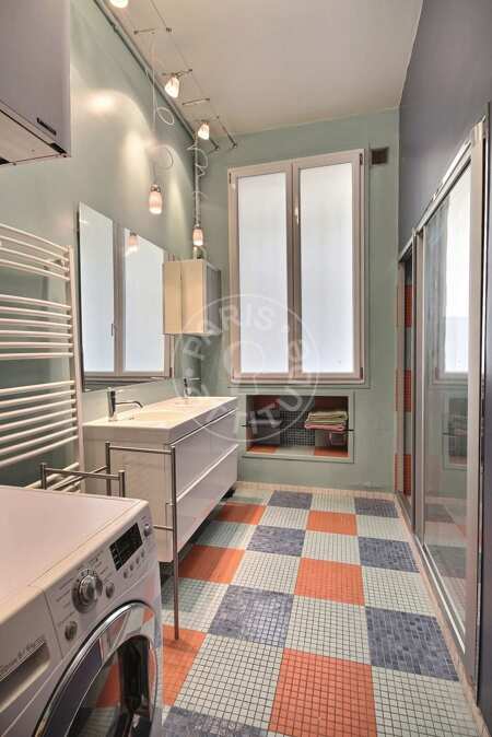 Salle de bain Appartement meublé - 70m²  - 2 chambres - Wagram - Paris