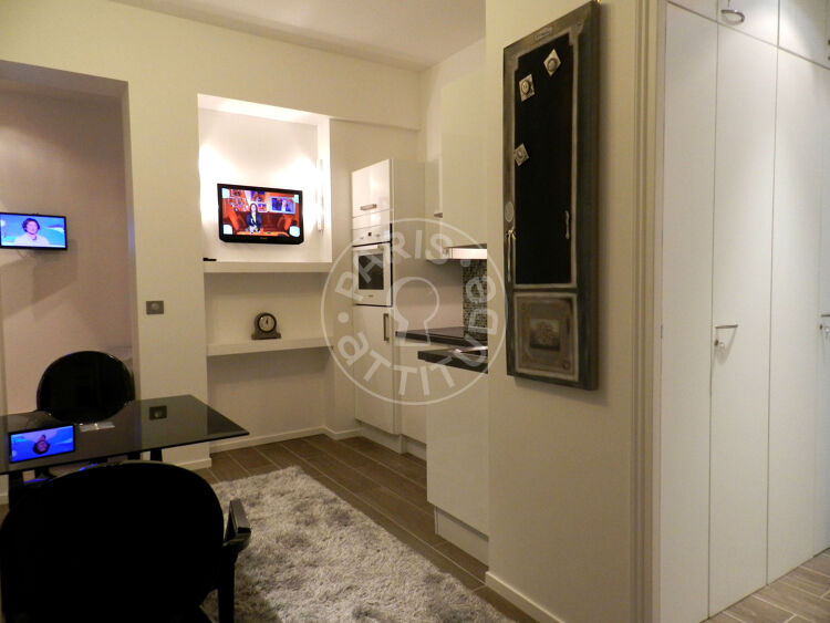 Salon - 1 chambre meublé - Paris 75008 - 7945