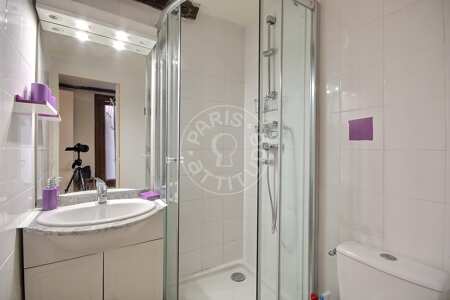 Bathroom Furnished studio - 23m²  - Montorgueil - Paris