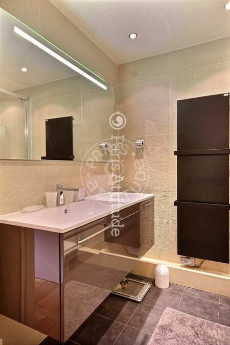 Casa de banho Apartamento mobilado - 60m²  - 1 quarto - Charonne - Paris