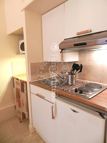 Cuisine Studio meublé - 17m²  - Grands Magasins / La Fayette - Paris