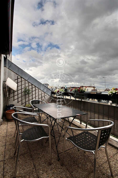 Terrace Furnished apartment - 50m²  - 1 bedroom - Porte des Lilas - Paris