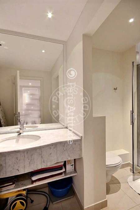 Salle de bain Appartement meublé - 78m²  - 2 chambres - Victor Hugo - Paris