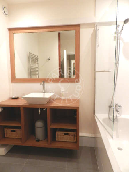 Bagno Appartamento arredato - 60m²  - 1 locale - Victor Hugo - Parigi