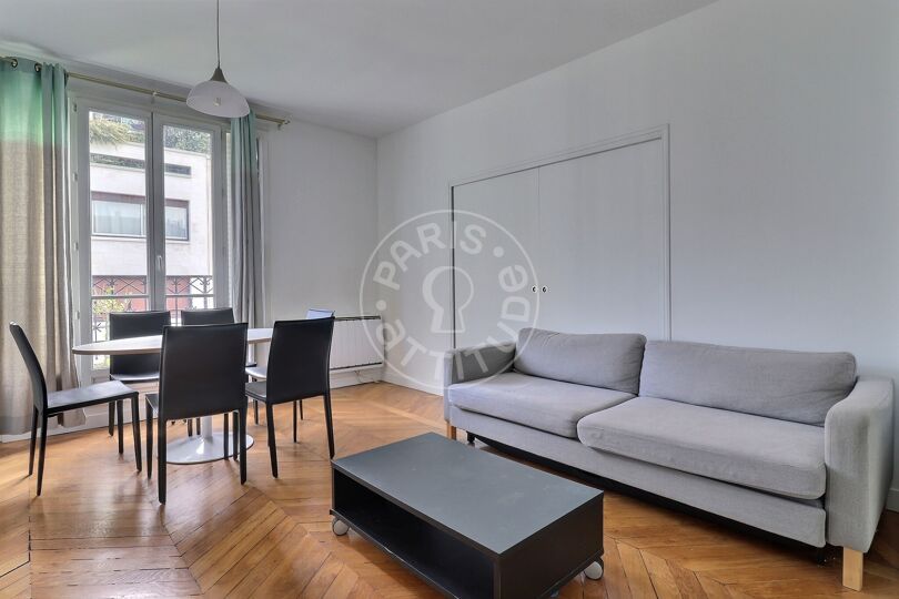 Furnished 2 bedrooms - Paris 75016 - 8237