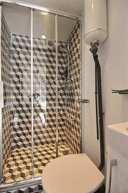 Salle de bain Studio alcove meublé - 20m²  - Arts et Métiers - Paris