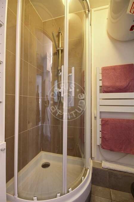 Casa de banho Apartamento mobilado - 33m²  - 1 quarto - Bourse - Paris