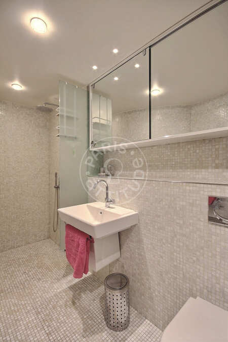 Baño Piso amueblado - 45m²  - 1 dormitorio - Miromesnil - París