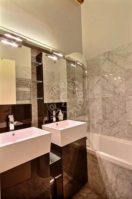 Baño Piso amueblado - 55m²  - 1 dormitorio - Temple - París