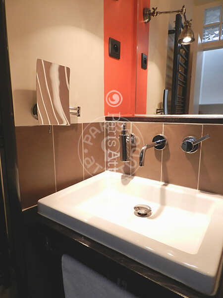 Salle de bain Appartement meublé - 30m²  - 1 chambre - Plaisance / Pernety - Paris