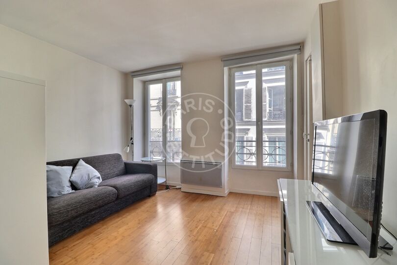 Estudio amueblado - París 75010 - 8346
