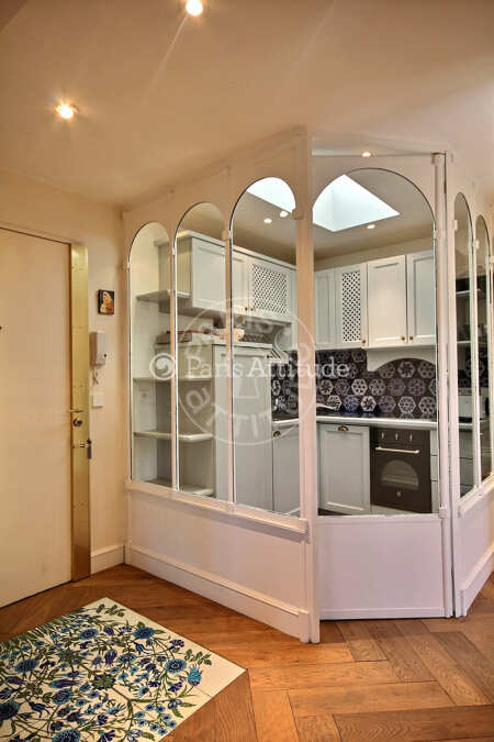 Entrée Appartement meublé - 70m² - 2 chambres - Invalides - Paris