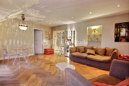 Salon Appartement meublé - 70m² - 2 chambres - Invalides - Paris